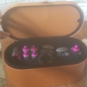 Dyson Airwrap Case and Attachments
